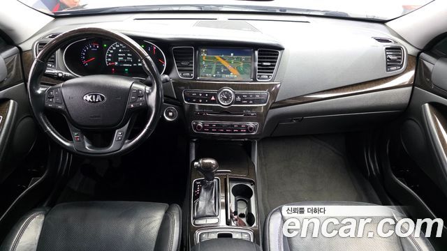 Kia K7 2013 — photo 10
