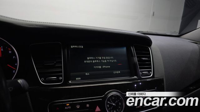 Kia K7 2013 — photo 22
