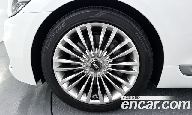 Kia K9 2019 — photo 5