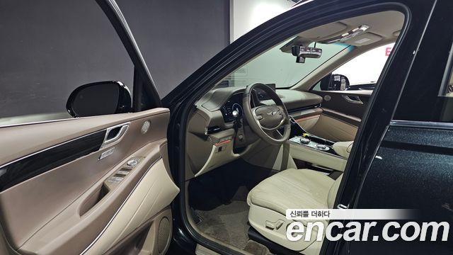 Genesis GV80 2023 — photo 13