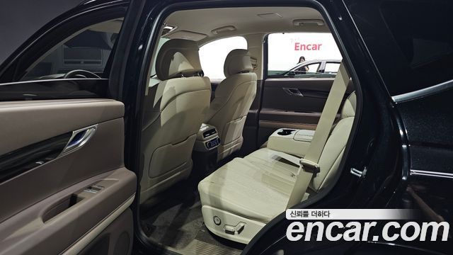 Genesis GV80 2023 — photo 17