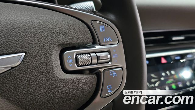 Genesis GV80 2023 — photo 23