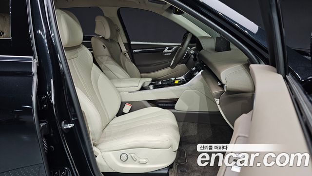 Genesis GV80 2023 — photo 16