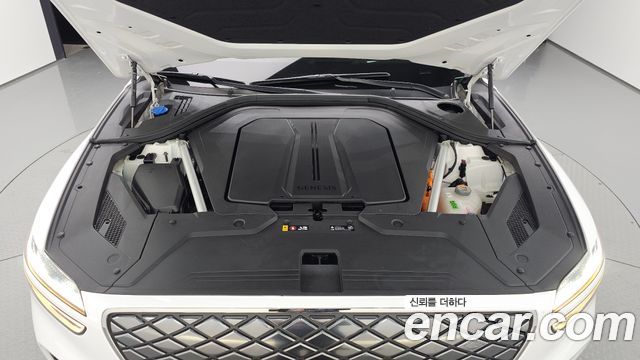 Genesis GV70 2022 — photo 6