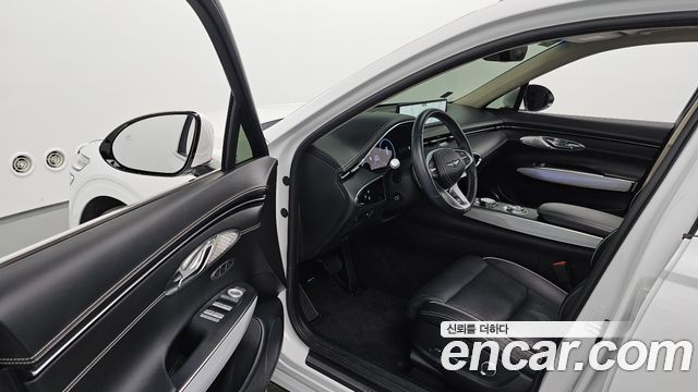 Genesis GV70 2022 — photo 13