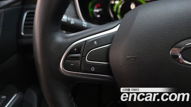 Renault Korea SM6 2019 — photo 16