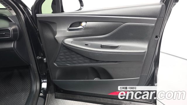 Hyundai Santafe 2022 — photo 14