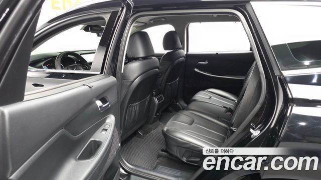 Hyundai Santafe 2022 — photo 16
