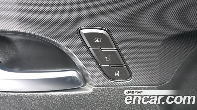 Hyundai Santafe 2022 — photo 30