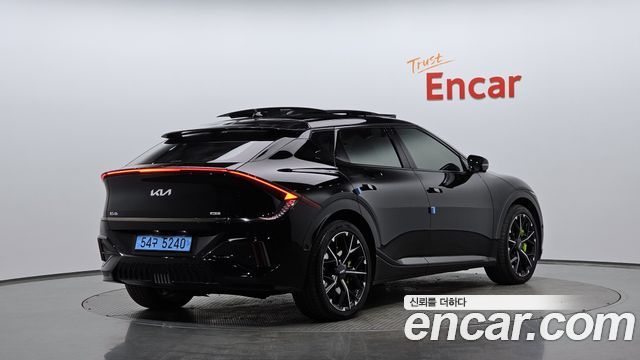 Kia EV6 2025 — photo 2