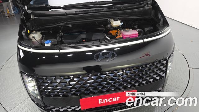 Hyundai Staria 2025 — photo 6
