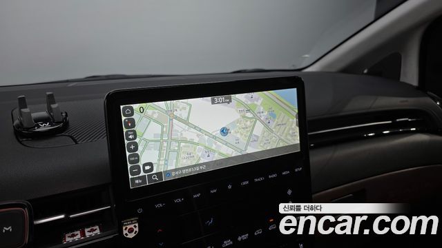 Hyundai Staria 2025 — photo 15
