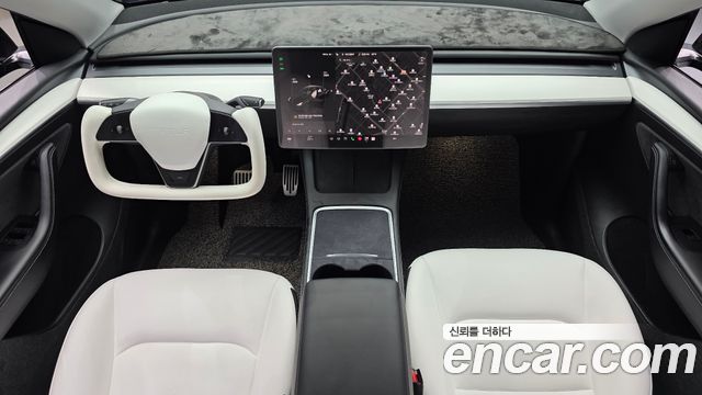 Tesla Model Y 2024 — photo 10