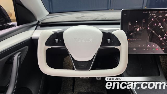 Tesla Model Y 2024 — photo 19