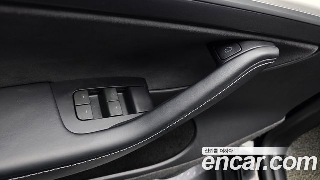 Tesla Model Y 2024 — photo 30