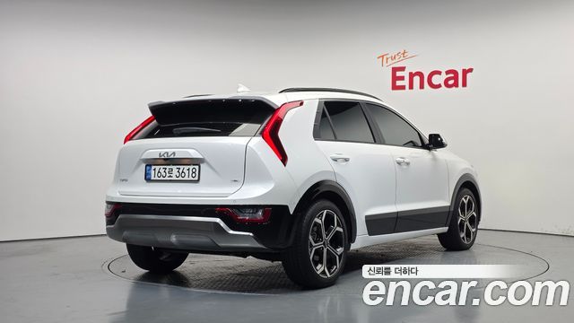 Kia Niro 2022 — photo 2