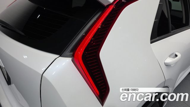 Kia Niro 2022 — photo 9