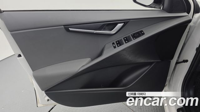 Kia Niro 2022 — photo 14