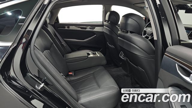 Genesis G80 2017 — photo 18