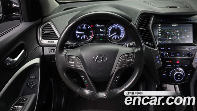 Hyundai Santafe 2018 — photo 13