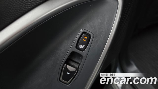Hyundai Santafe 2018 — photo 19
