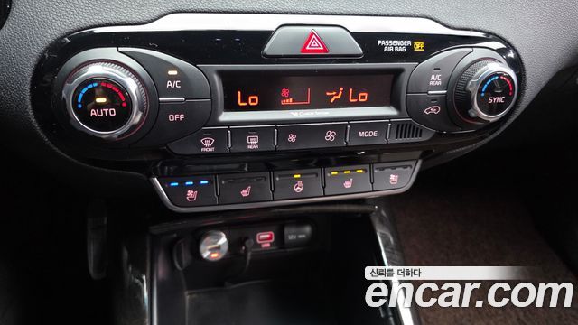Kia Sorento 2017 — photo 22