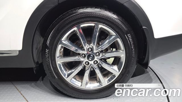 Kia Sorento 2017 — photo 7