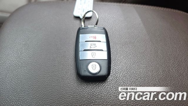 Kia Sorento 2017 — photo 34
