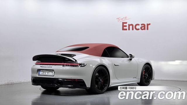 Porsche 911 2023 — photo 2