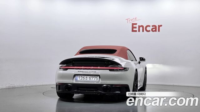 Porsche 911 2023 — photo 4