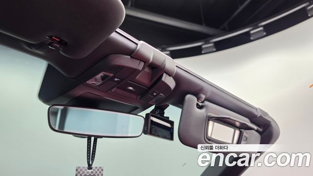 Porsche 911 2023 — photo 22