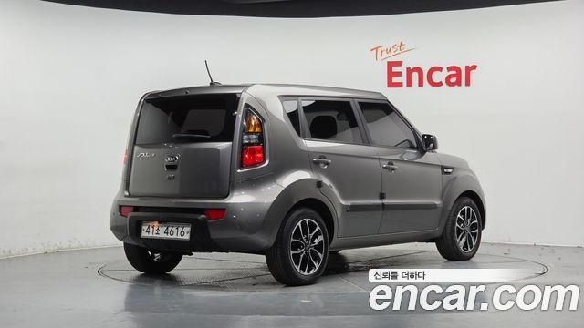 Kia Soul 2011 — photo 2