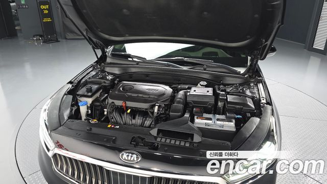 Kia K7 2017 — photo 6