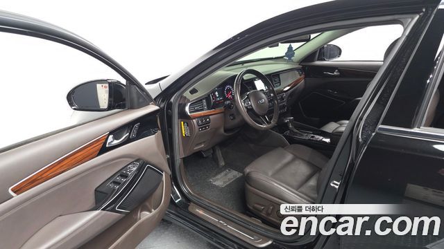 Kia K7 2017 — photo 13