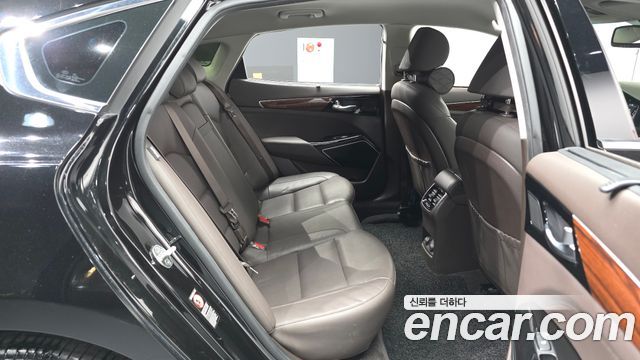 Kia K7 2017 — photo 18