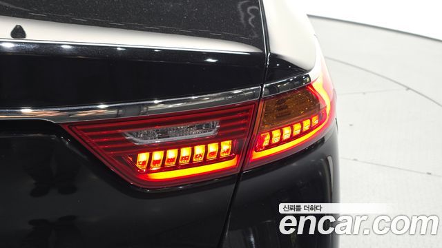 Kia K7 2017 — photo 9