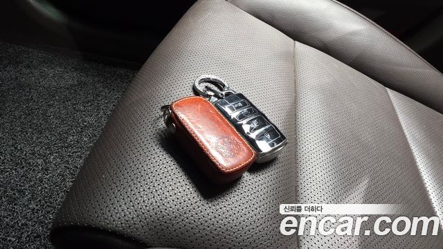 Kia K7 2017 — photo 30