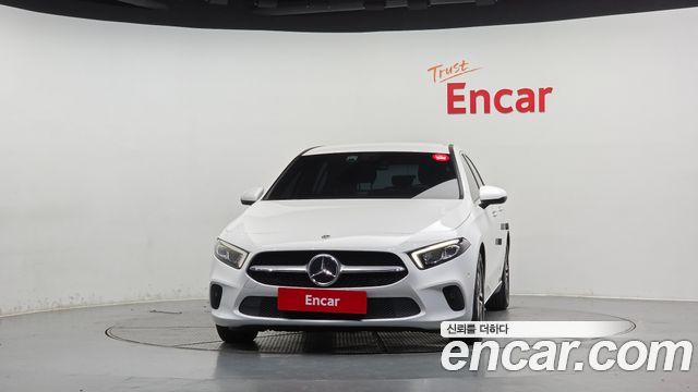 Mercedes-Benz A-Class 2021 — photo 3
