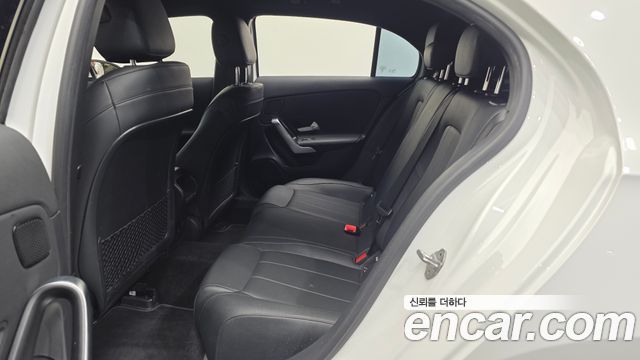 Mercedes-Benz A-Class 2021 — photo 18