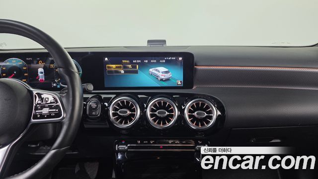 Mercedes-Benz A-Class 2021 — photo 20