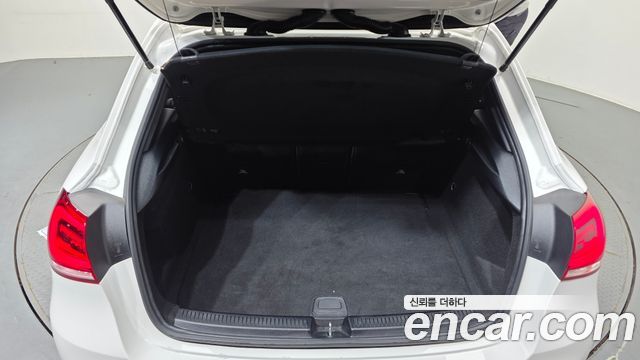 Mercedes-Benz A-Class 2021 — photo 26