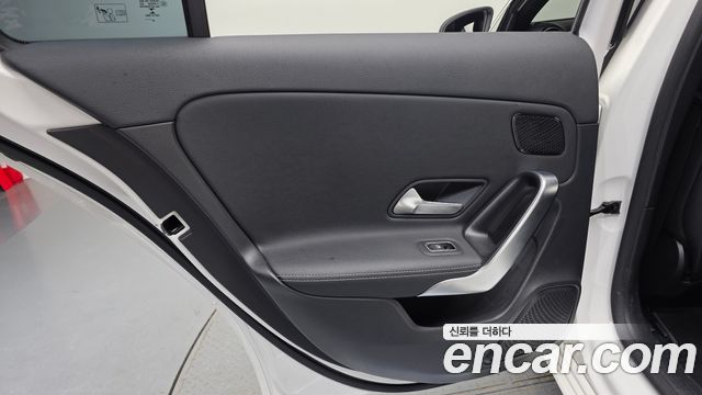 Mercedes-Benz A-Class 2021 — photo 15