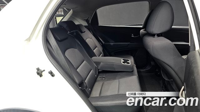 KG Mobility KORANDO 2012 — photo 12