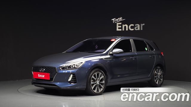 Hyundai i30 2017 — photo 1