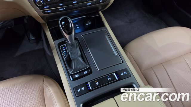 Hyundai Genesis 2016 — photo 12