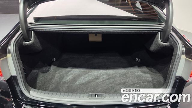 Hyundai Genesis 2016 — photo 22