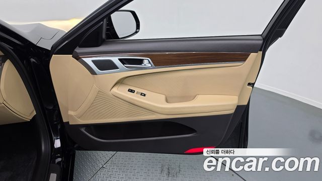 Hyundai Genesis 2016 — photo 14