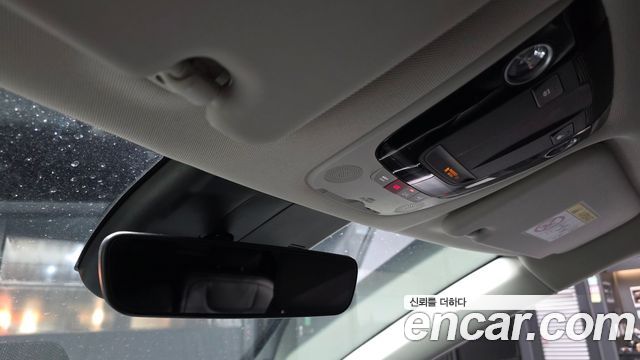 Kia EV6 2023 — photo 17
