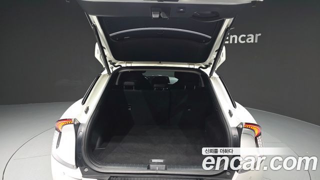 Kia EV6 2023 — photo 20