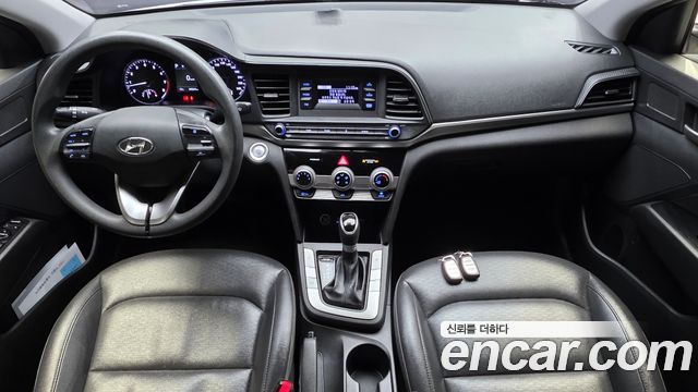 Hyundai AVANTE 2019 — photo 10